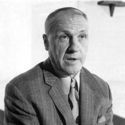 Author Bill Shankly