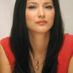 Author Kelly Hu
