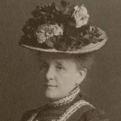 Author Mary Wright