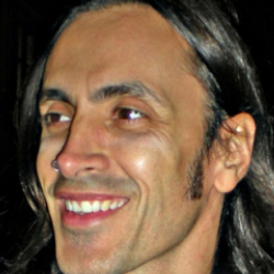 Author Nuno Bettencourt