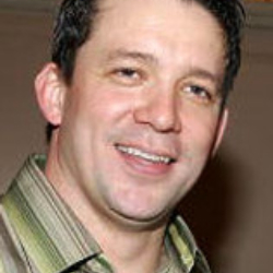Author Rob Thomas