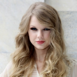 Author Taylor Swift