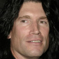 Author Tommy Thayer