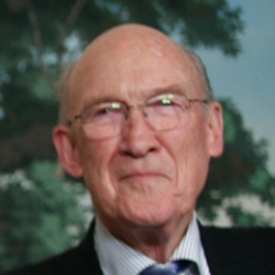 Author Alan K. Simpson