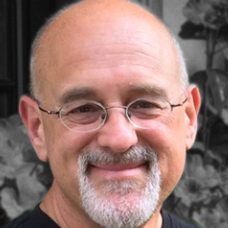 Author Daniel Gilbert