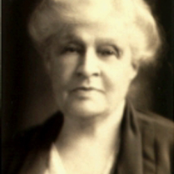 Author Dorothy Dix