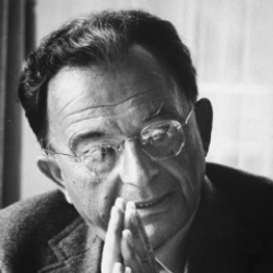 Author Erich Fromm
