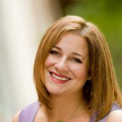 Author Jennifer Weiner