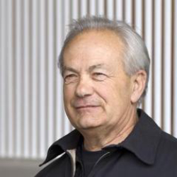 Author Jerry Hollendorfer