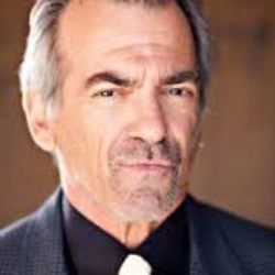 Author John Pappas