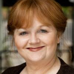 Author Lesley Nicol