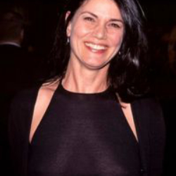 Author Linda Fiorentino