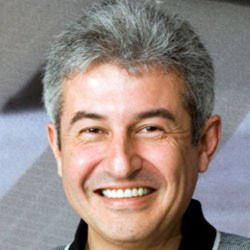 Author Marcos Pontes