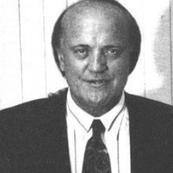 Author Peter Arnett