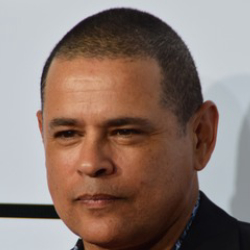 Author Raymond Cruz