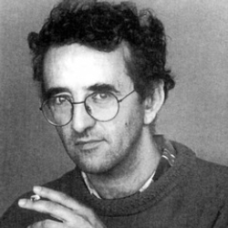 Author Roberto Bolano