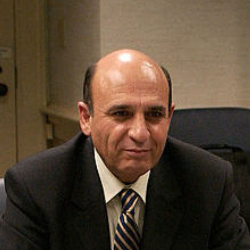 Author Shaul Mofaz