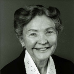 Author Shirley Hufstedler