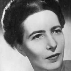 Author Simone de Beauvoir