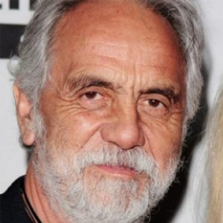 Author Tommy Chong